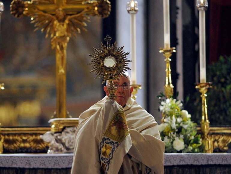 Censis: a Roma il 62% dei cattolici va a Messa