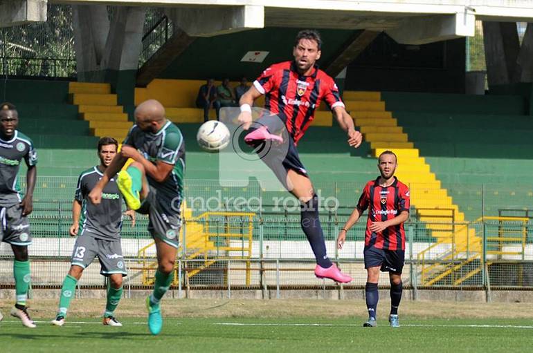 Vince l'Avellino con un gol di Belloni nell'ultima amichevole prima del campionato per il Cosenza. 