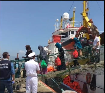 A Corigliano sono arrivati 400 migranti