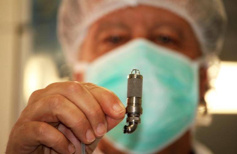 Bambino Gesù, mini-cuore artificiale salva la vita ad una bambina di 3 anni