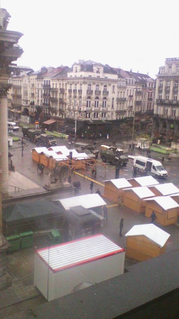 Bruxelles blindata. Cresce la paura di attentati
