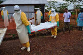 Ebola, più medici e stop al debito per dare la svolta