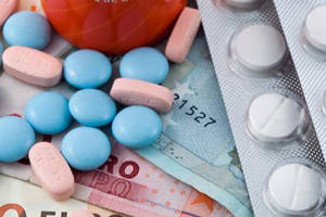 Farmaci innovativi, costi d'acquisto cento volte superiori
