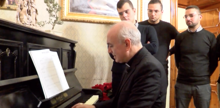 "Sibilo d'Infinito", la nuova canzone del Vescovo Staglianò è un inno alla speranza