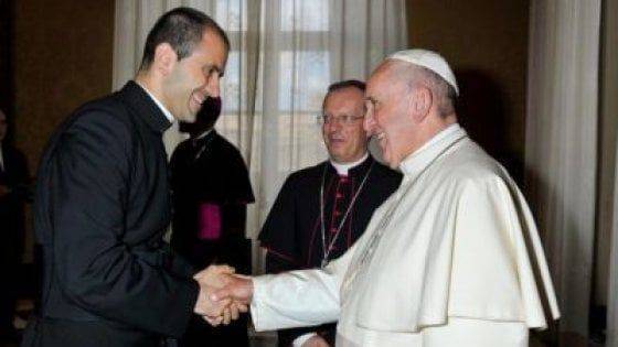 Il calabrese don Fabio Salerno nuovo segretario personale del Papa