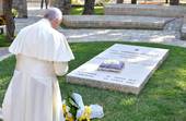 Papa ad Alessano e Molfetta: con don Tonino Bello per una Chiesa “Contempl-Attiva”