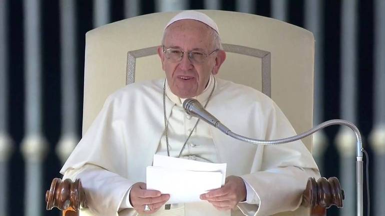 Papa all’udienza: “La tristezza è un semaforo indispensabile per la nostra salute”