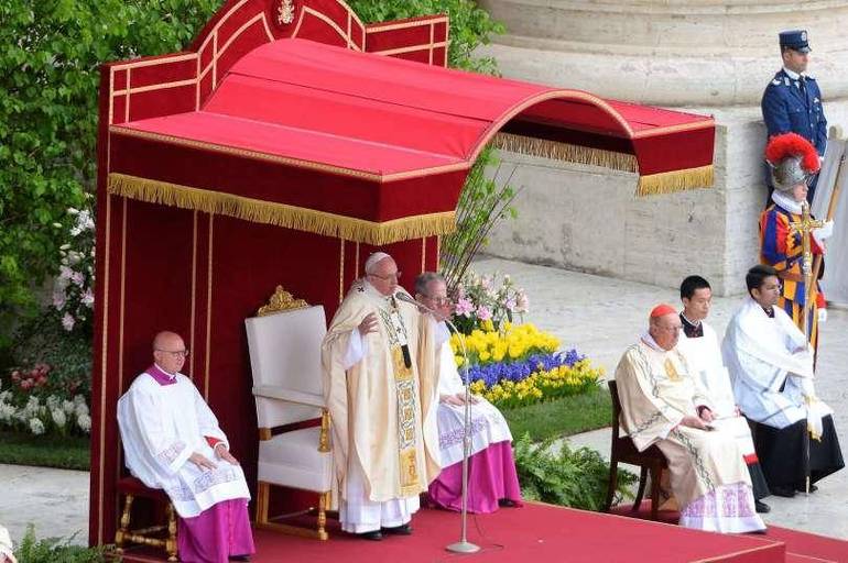 Papa Francesco: "Fermati, Cristo è Risorto"