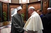 Papa in Egitto: “Si levi il sole di una rinnovata fraternità in nome di Dio”