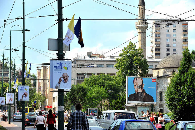 Sarajevo attende il Papa della fiducia tra le religioni
