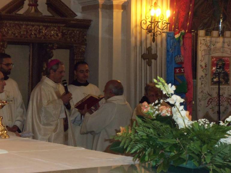 Paterno ha celebrato San Francesco. Mons. Nolè: "è una luce"