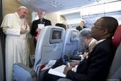 Papa in Messico: i temi trattati nella conferenza stampa con i giornalisti in aereo