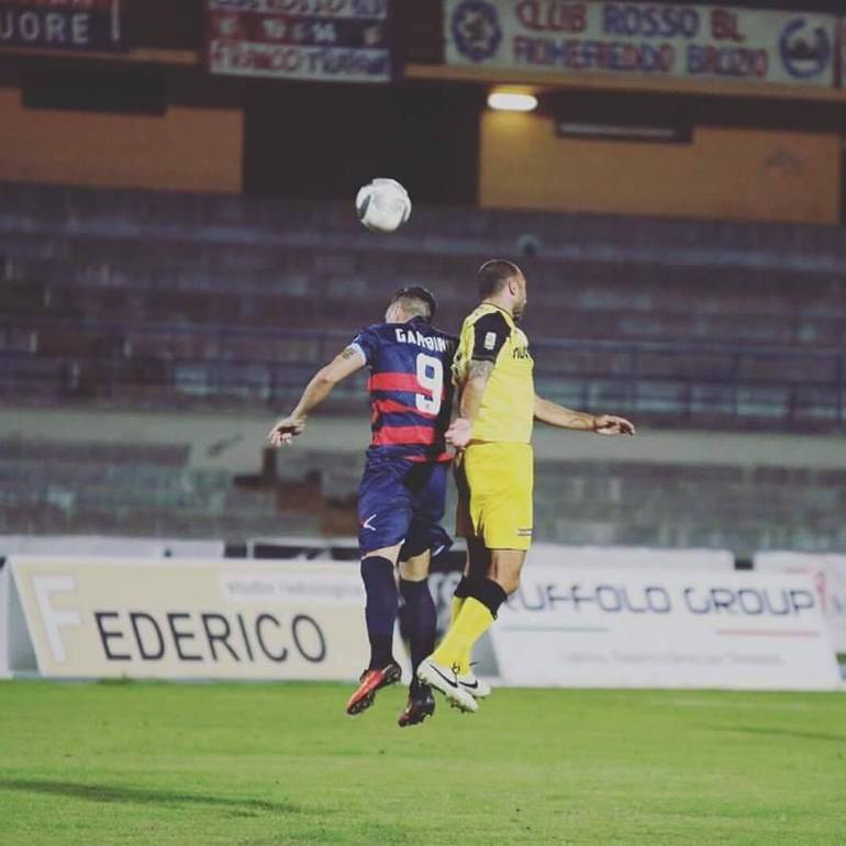 Il Cosenza vince ai titoli di coda contro il Francavilla con la rete di Gambi-gol. 