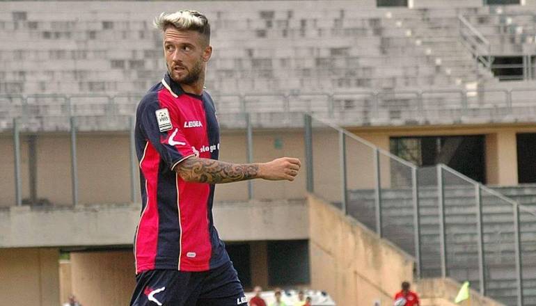 Ufficiale, Criaco rinnova fino al 2018: felice di continuare in rossoblu. 